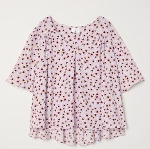 ANNA GLOVER x H&M. Loose-fit short-sleeved blouse